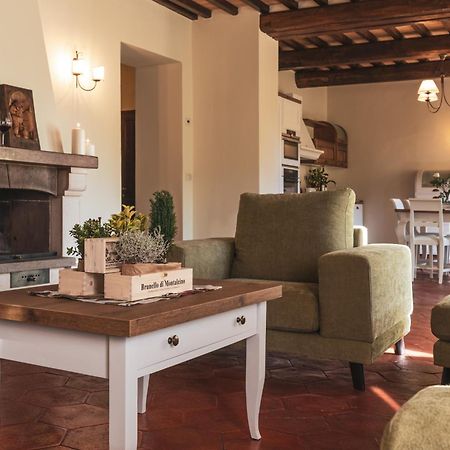 Wine Estate Rooms Paradiso Di Cacuci Montalcino Exterior photo