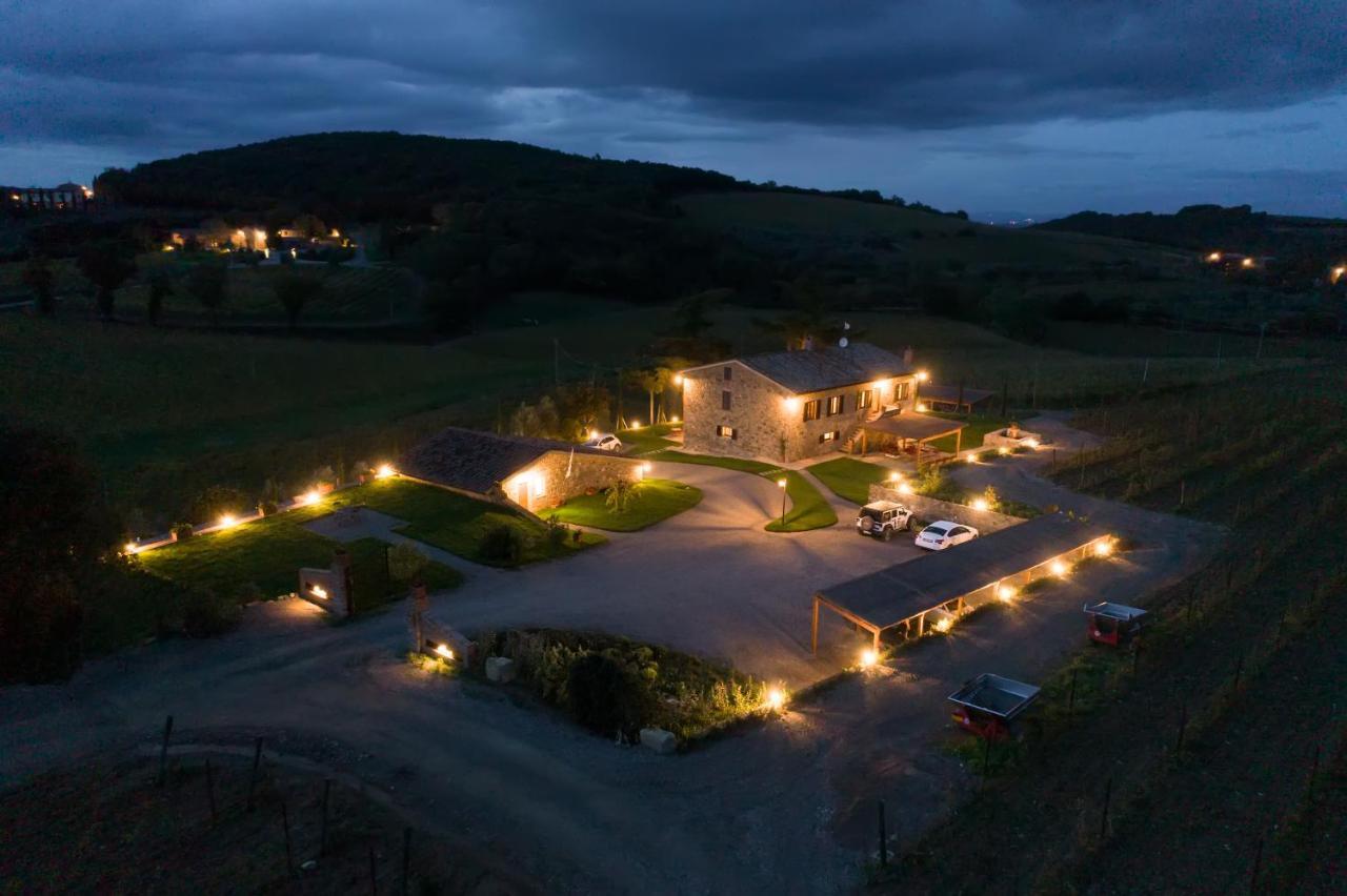 Wine Estate Rooms Paradiso Di Cacuci Montalcino Exterior photo