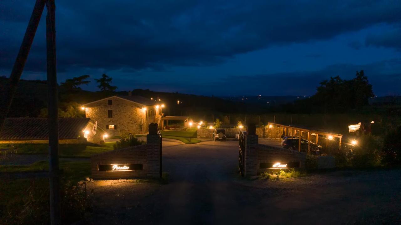 Wine Estate Rooms Paradiso Di Cacuci Montalcino Exterior photo
