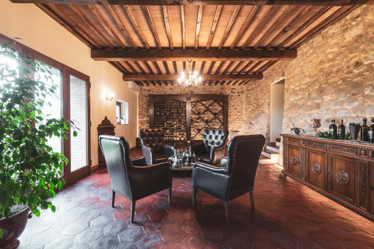 Wine Estate Rooms Paradiso Di Cacuci Montalcino Exterior photo